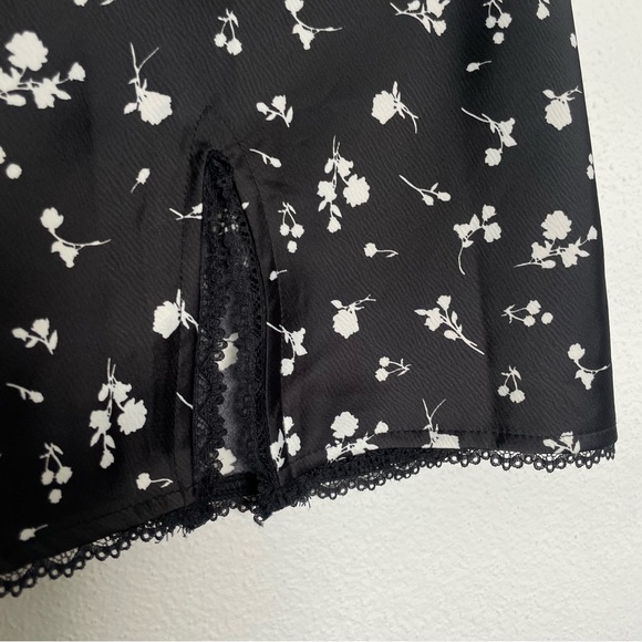 Wild Fable Lace Trim Silky Black Floral Slip Dress MEDIUM - Picture 8 of 9